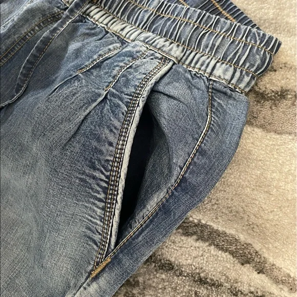 Garage Jogger Jeans - Picture 5 of 6